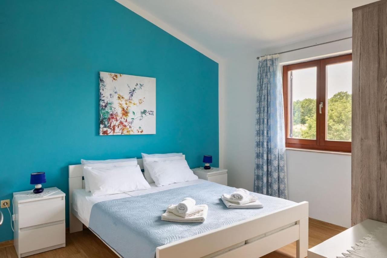 Villa Greis With 4 Bedrooms And Pool In Buje Momjan Extérieur photo